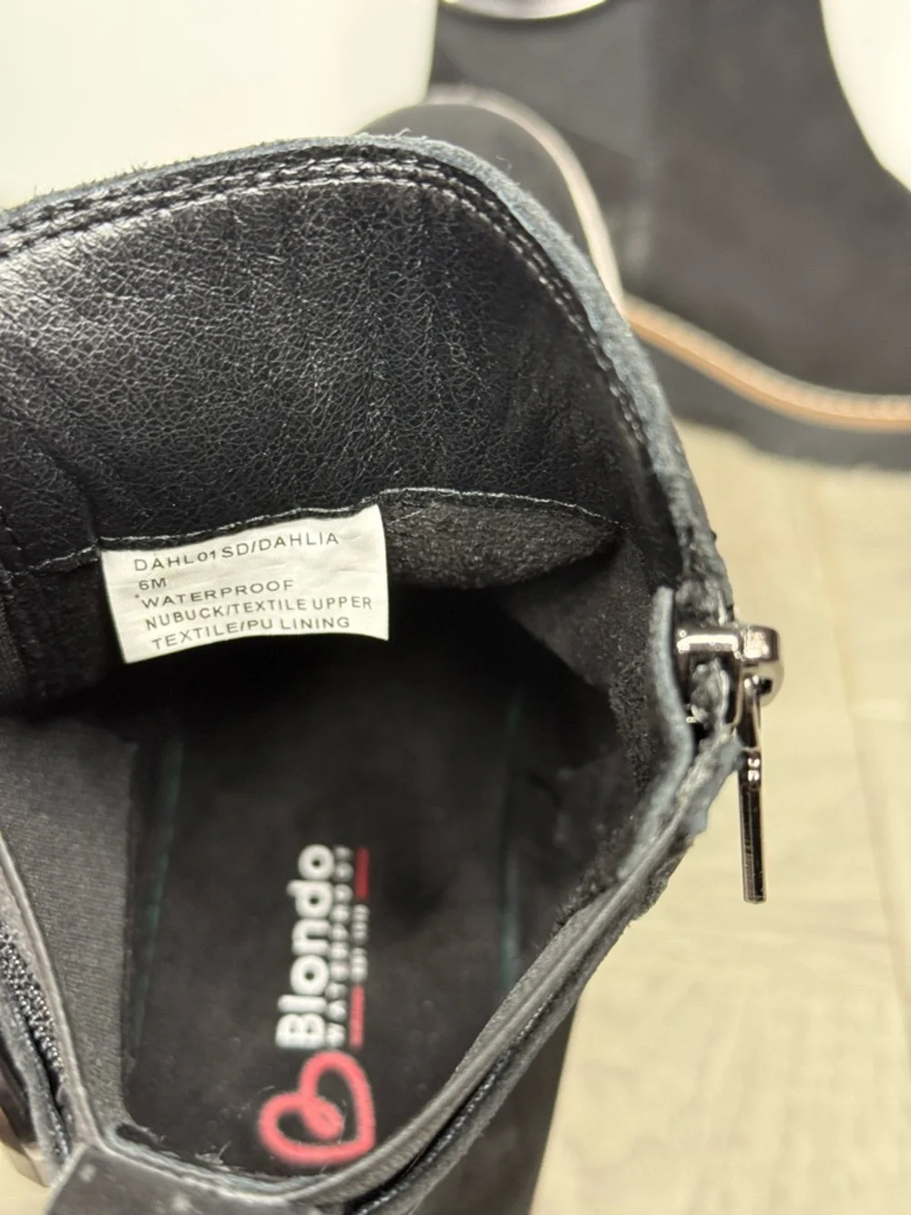 Blondo Dahlia Black Nubuck Heeled Bootie 6M